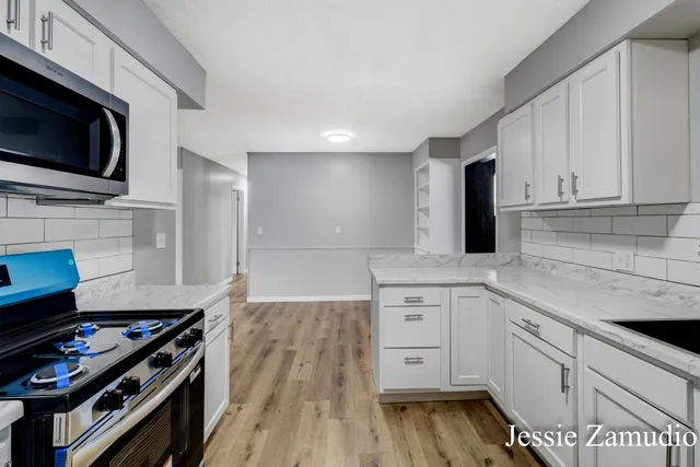 $335,000 | 609 60th Street Southeast, Kentwood, MI 49548