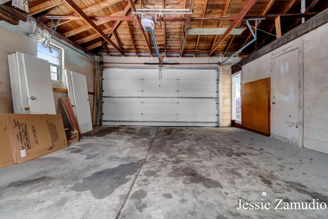 $335,000 | 609 60th Street Southeast, Kentwood, MI 49548