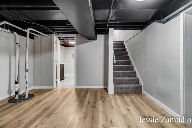 $335,000 | 609 60th Street Southeast, Kentwood, MI 49548