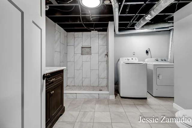 $335,000 | 609 60th Street Southeast, Kentwood, MI 49548