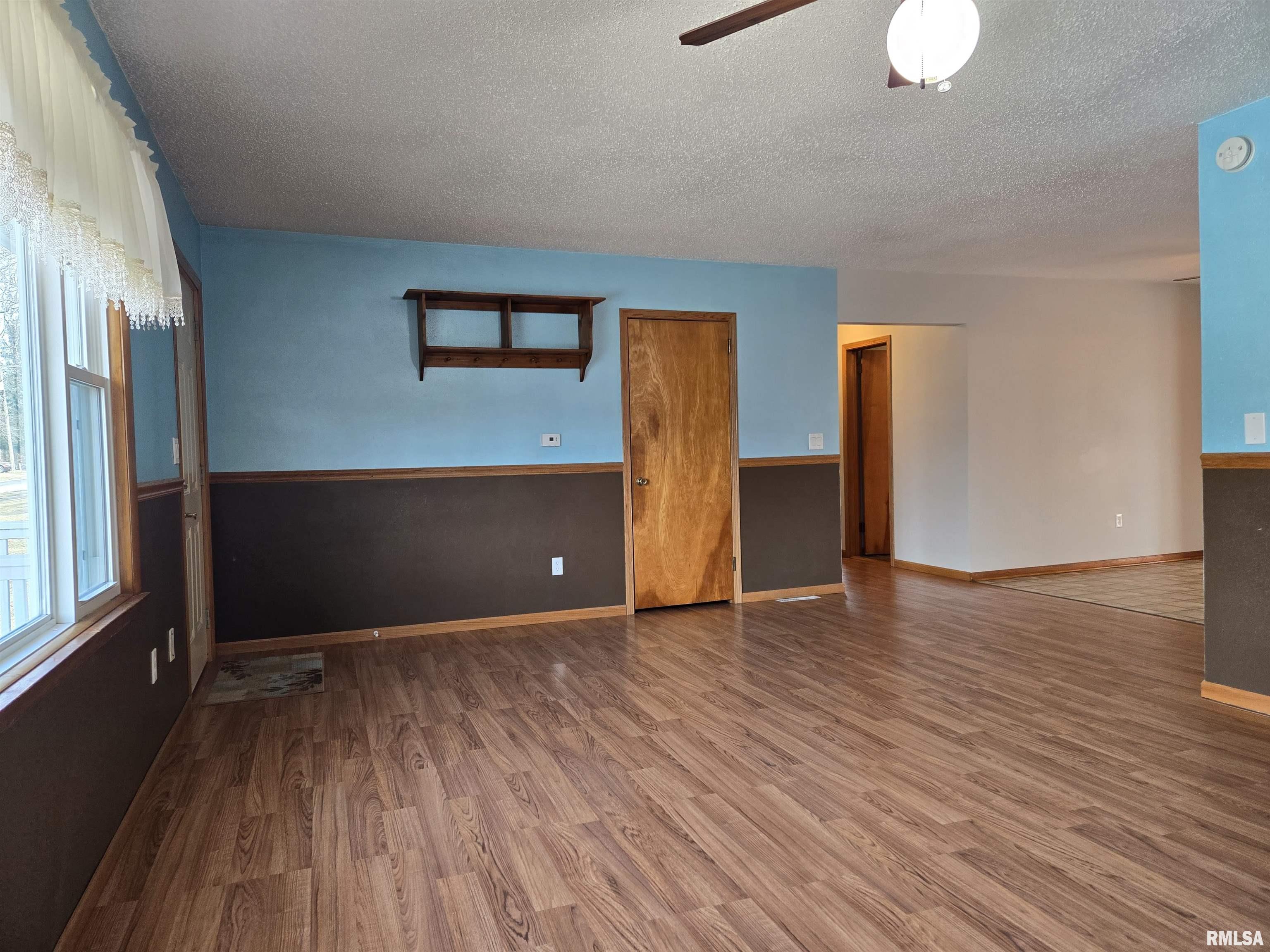207 North 1st Street La Harpe, IL 61450 - Photo 3 of 24