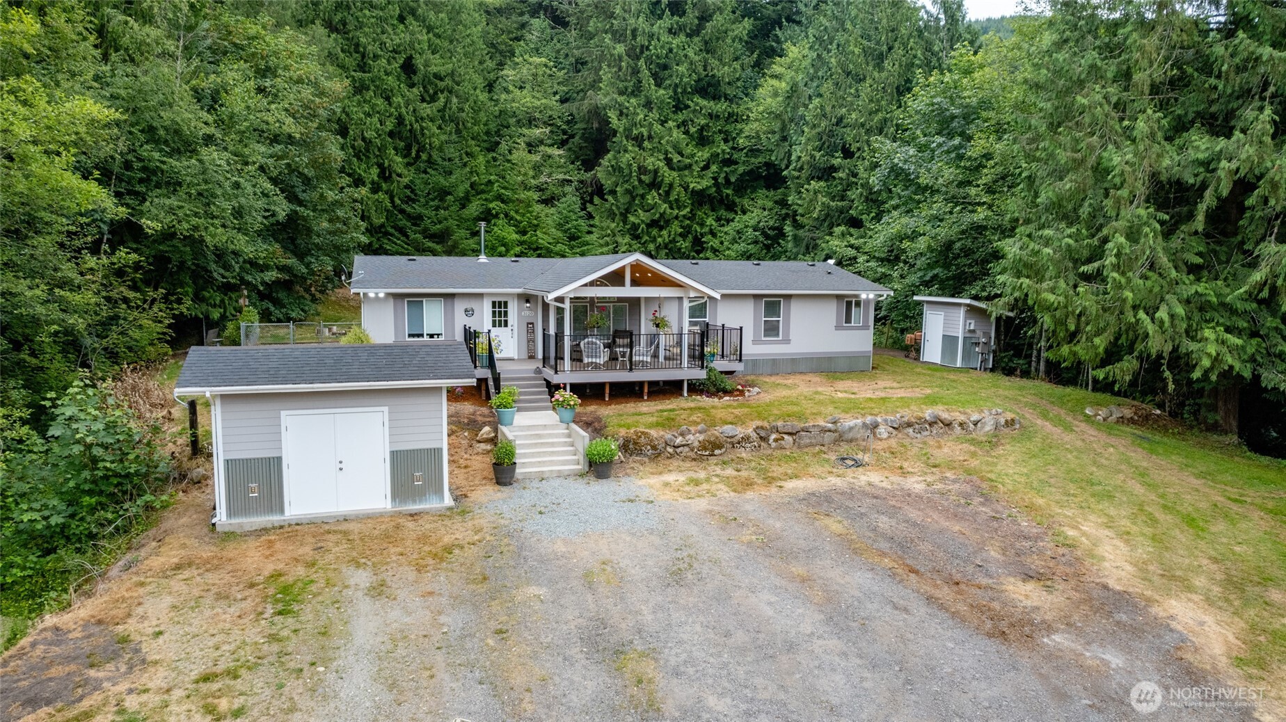 3120 Huddle Road Sedro-Woolley, WA 98284 - Photo 2 of 40