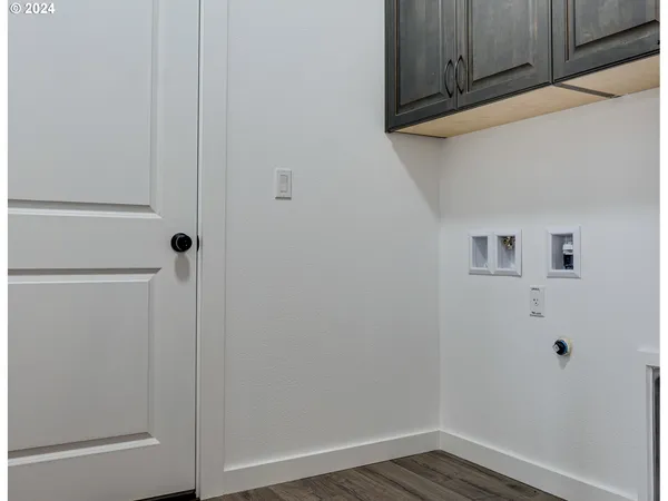 $575,000 | 112 Southshore Avenue, The Dalles, OR 97058