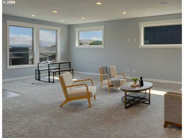 $575,000 | 112 Southshore Avenue, The Dalles, OR 97058