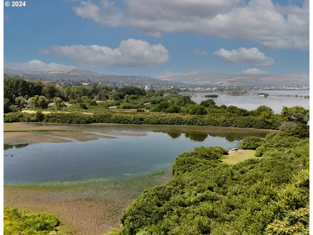 $625,000 | 112 Southshore Avenue, The Dalles, OR 97058