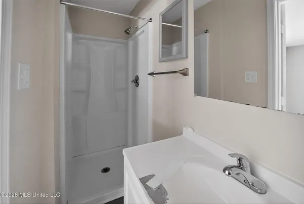 $69,900 | 2920 Lakewood Drive, Jackson, MS 39212