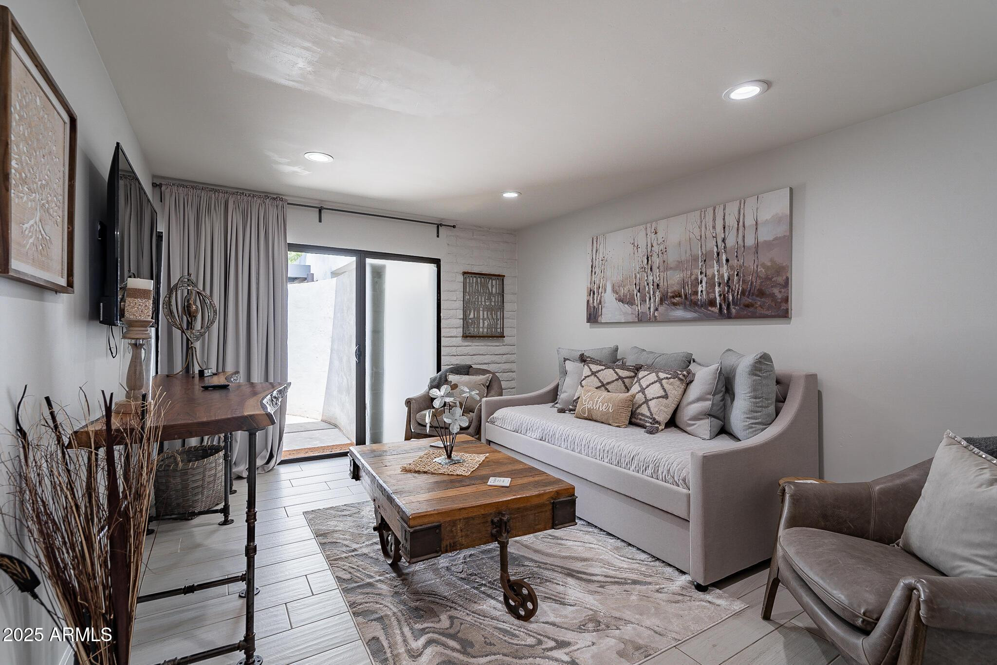 4351 North 36th Street, Unit 3 Phoenix, AZ 85018 - Photo 9 of 19 Photo #9