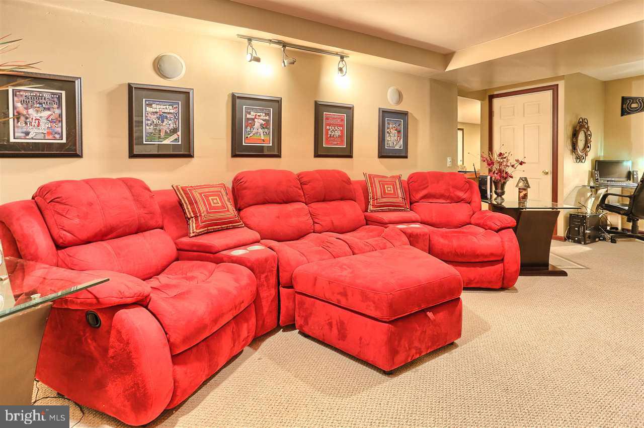 5486 Devonshire Road Harrisburg, PA 17112 - Photo 18 of 25 Gallery Image 18