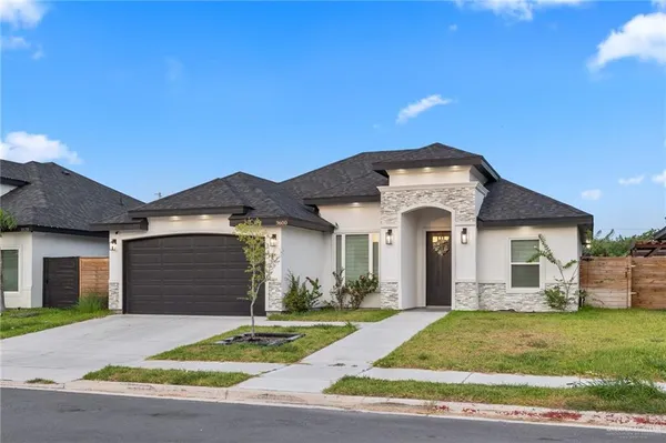 $2,500 | 3600 South Apex Street, Edinburg, TX 78542