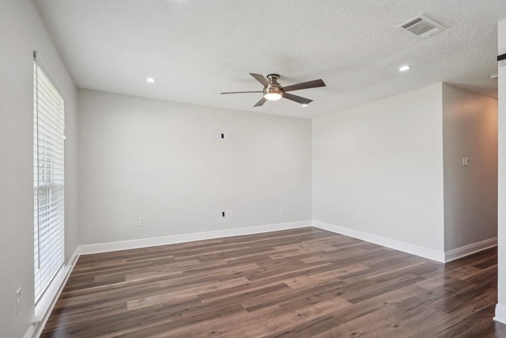 177 Elvie Court Avondale, LA 70094 - Photo 3 of 25