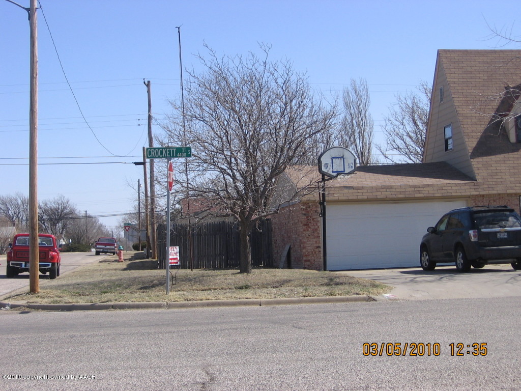 4401 Crockett Street Amarillo, TX 79110 - Photo 15 of 15 a car parked on the side of the road