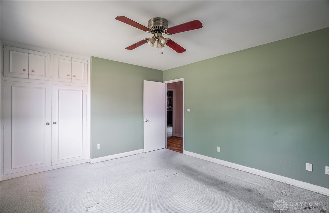 928 East Stroop Road Dayton, OH 45429 - Photo 15 of 27