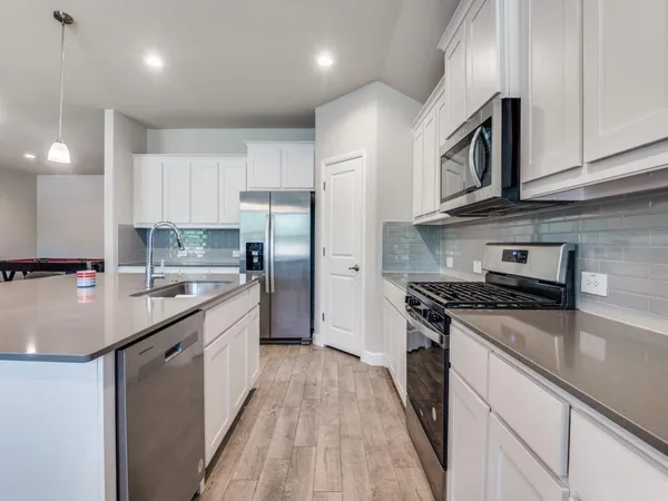 $2,650 | 1202 Quartzite Street, Cedar Hill, TX 75104