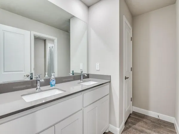 $2,650 | 1202 Quartzite Street, Cedar Hill, TX 75104