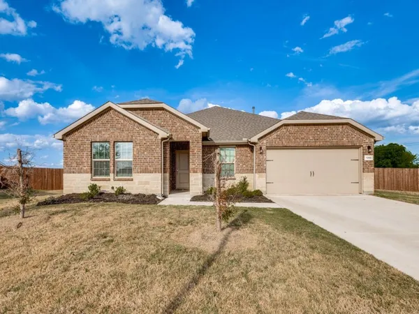 $2,650 | 1202 Quartzite Street, Cedar Hill, TX 75104