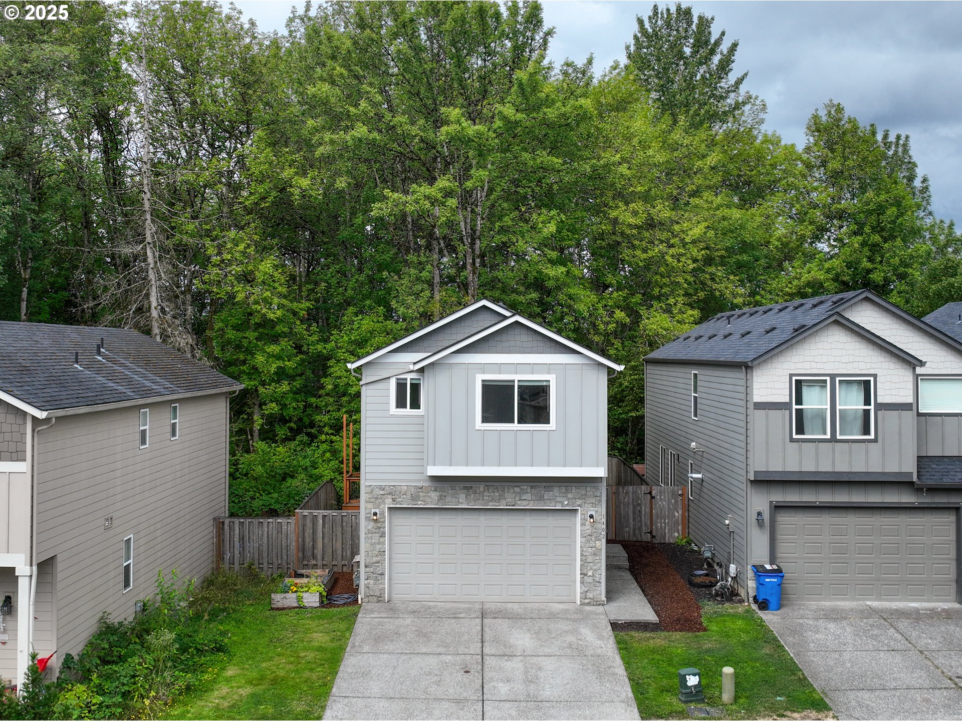 1402 Northeast 170th Circle Ridgefield, WA 98642 - Photo 2 of 25