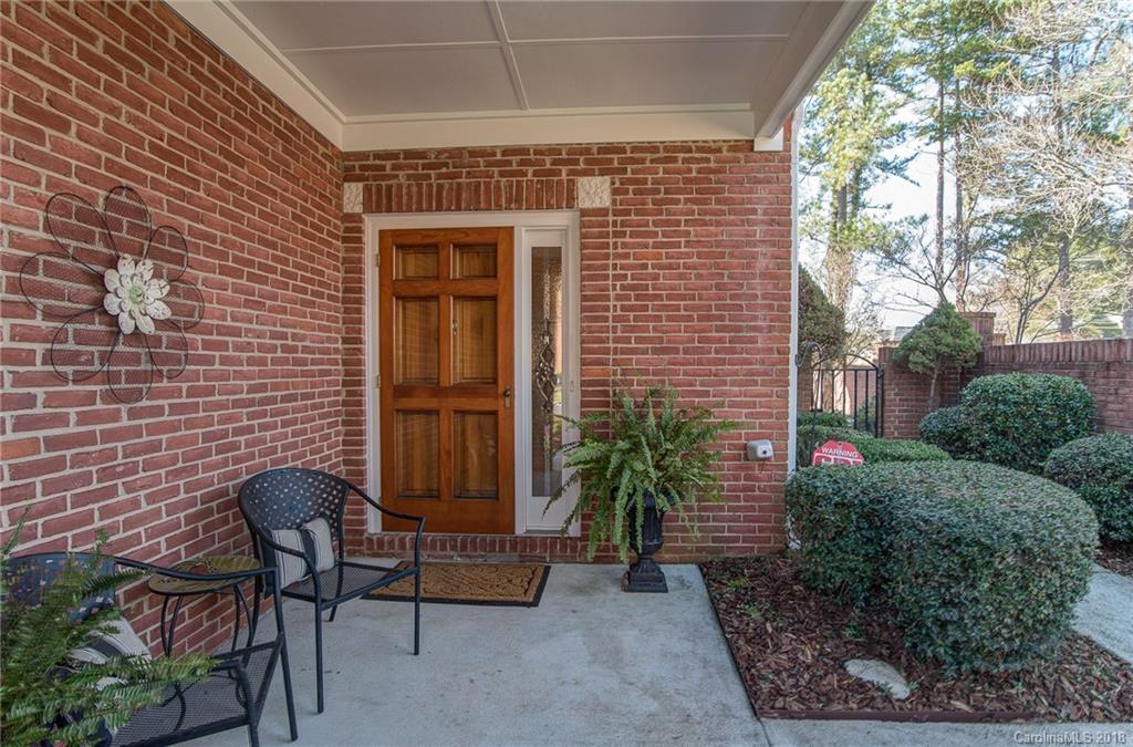 6025 Sharon Road Charlotte, NC 28210 - Photo 2 of 24 Gallery Image 2