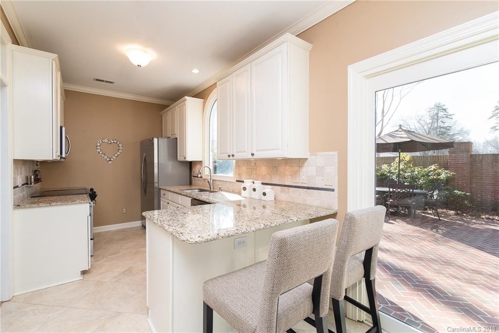 6025 Sharon Road Charlotte, NC 28210 - Photo 11 of 24 Gallery Image 11