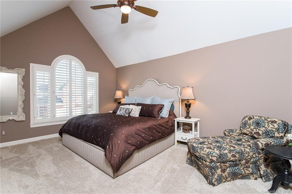 6025 Sharon Road Charlotte, NC 28210 - Photo 16 of 24 Gallery Image 16
