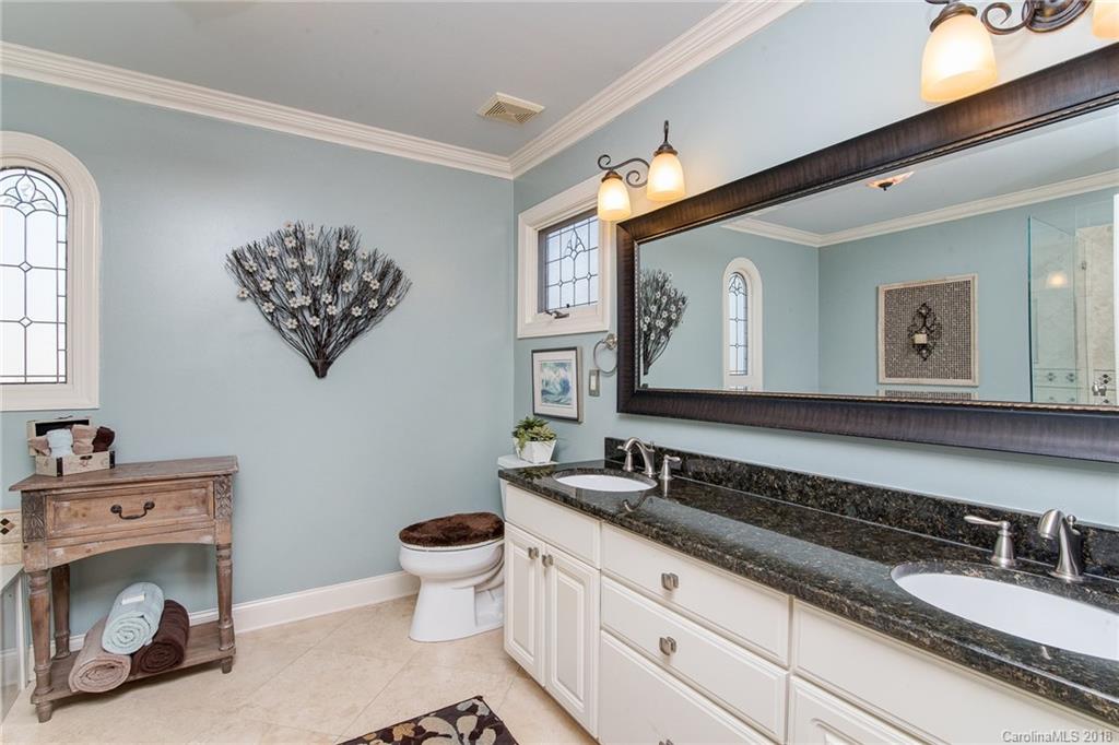 6025 Sharon Road Charlotte, NC 28210 - Photo 18 of 24 Gallery Image 18