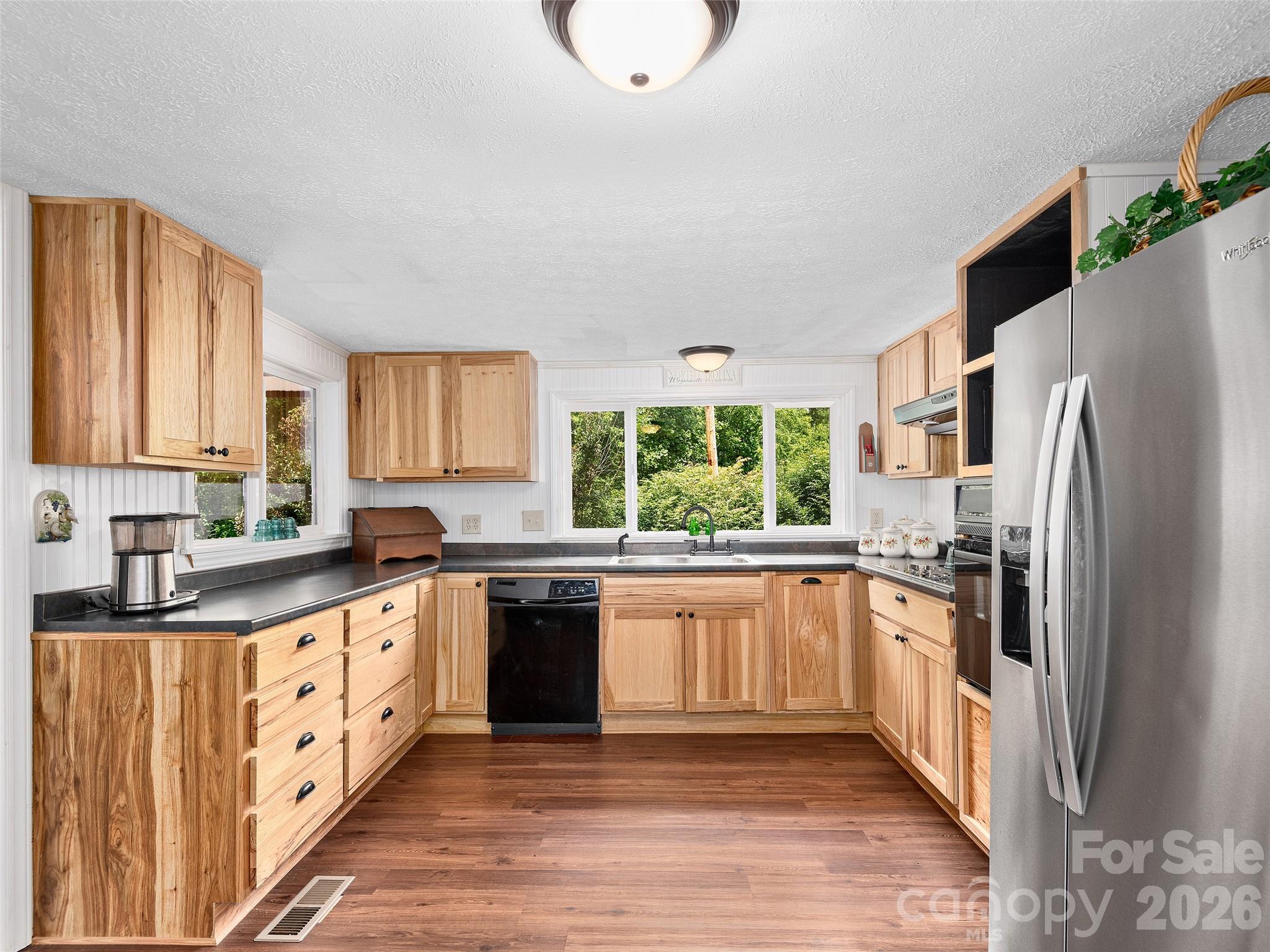 185 Indian Springs Road Clyde, NC 28721 - Photo 9 of 23