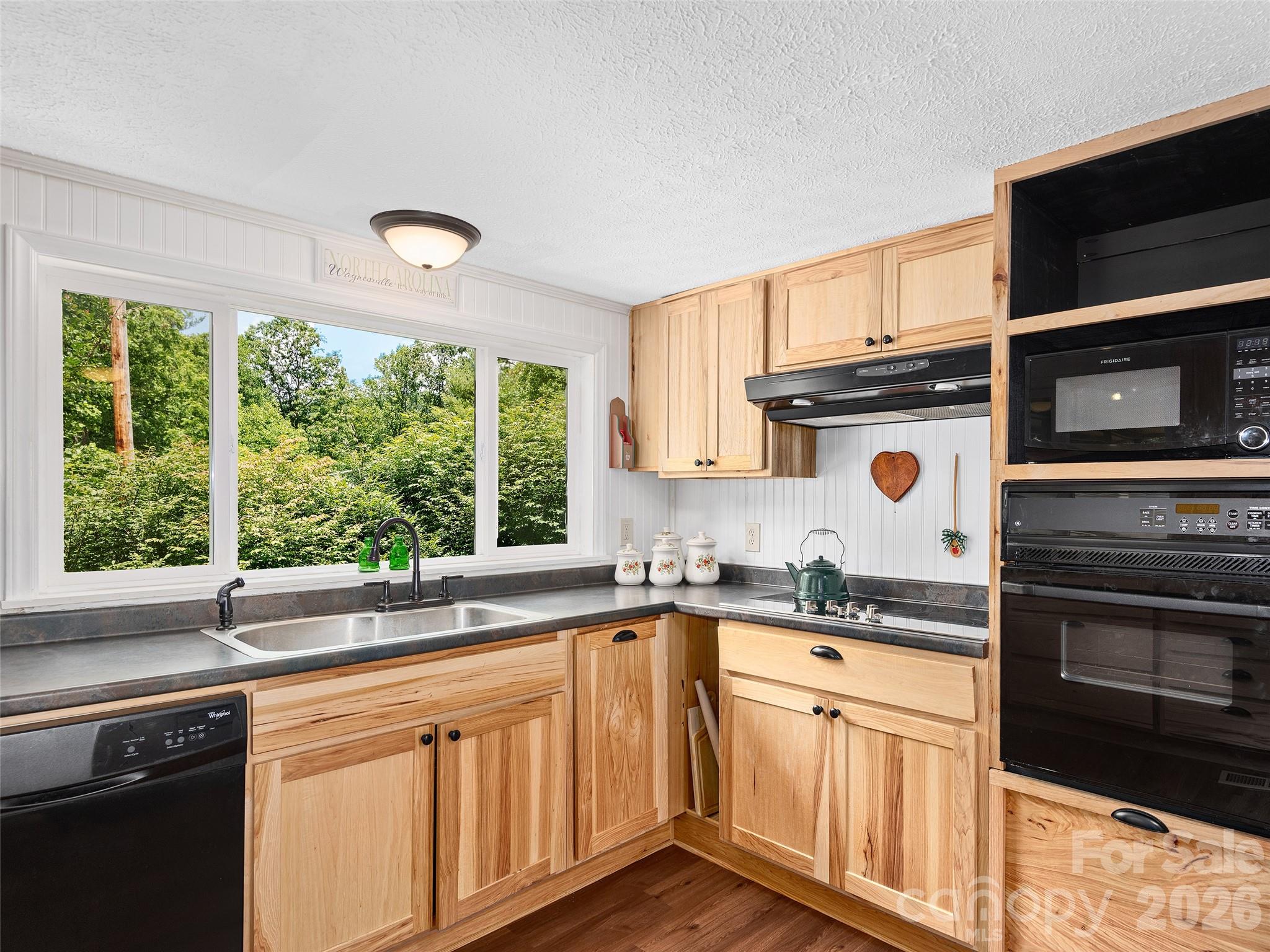 185 Indian Springs Road Clyde, NC 28721 - Photo 10 of 23