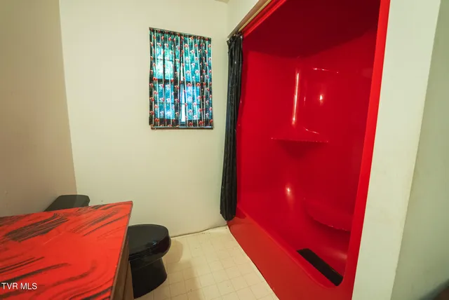 $285,000 | 331 Luther Villa Road, Sneedville, TN 37869