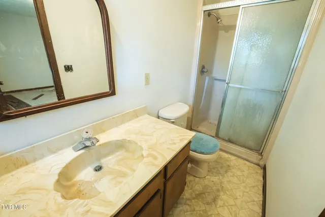 $285,000 | 331 Luther Villa Road, Sneedville, TN 37869