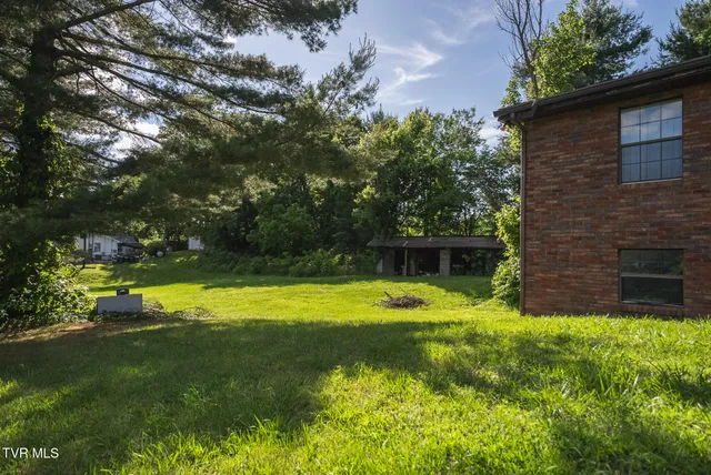 $285,000 | 331 Luther Villa Road, Sneedville, TN 37869