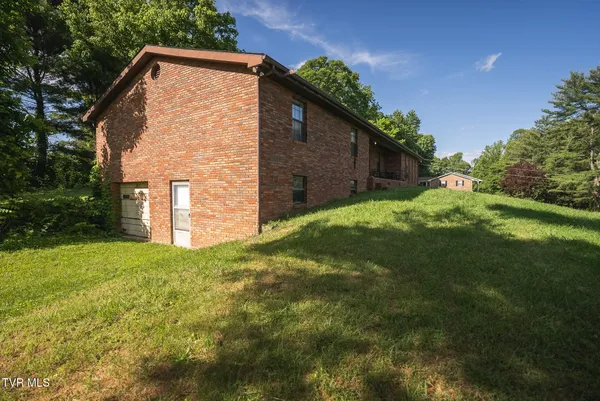 $275,000 | 331 Luther Villa Road, Sneedville, TN 37869