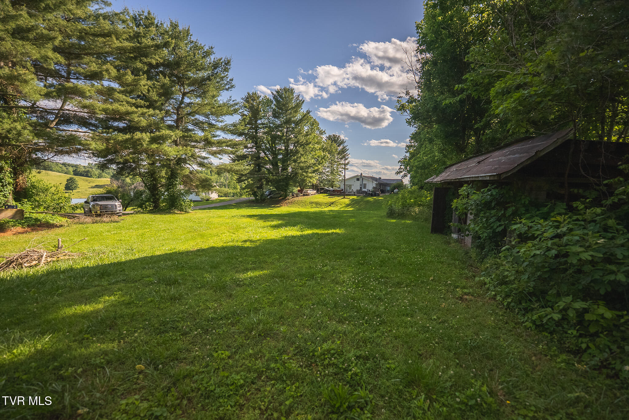 331 Luther Villa Road Sneedville, TN 37869 - Photo 45 of 59 DSC08437