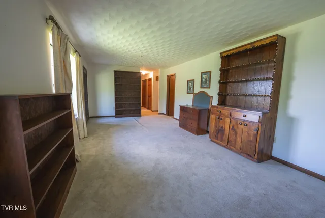 $285,000 | 331 Luther Villa Road, Sneedville, TN 37869