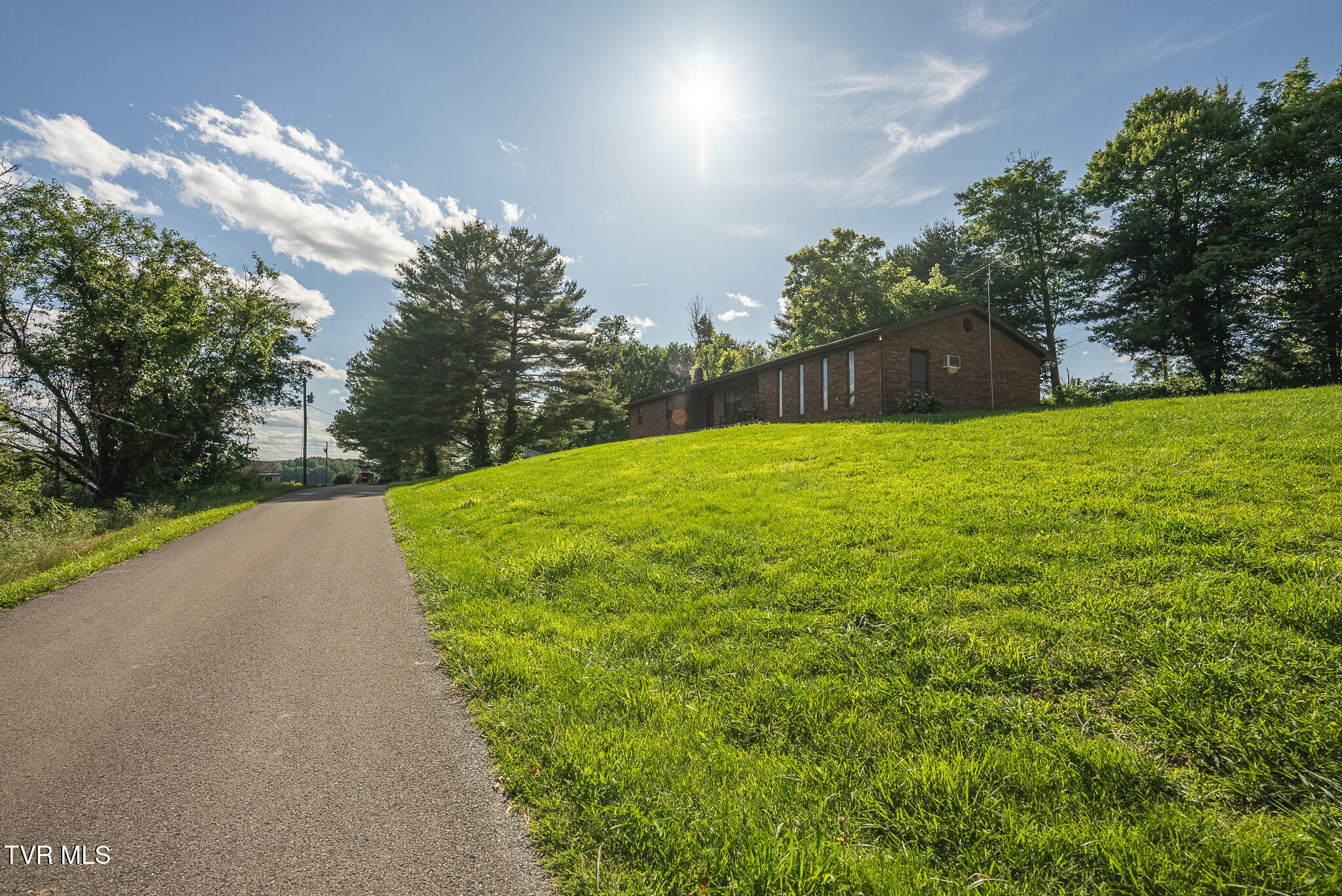 331 Luther Villa Road Sneedville, TN 37869 - Photo 51 of 59 DSC08443