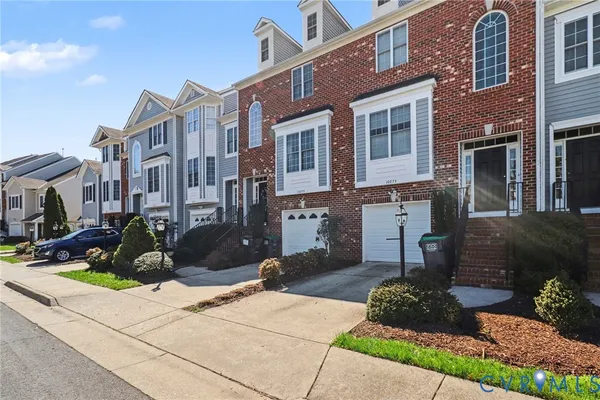 a front view of a residential apartment building