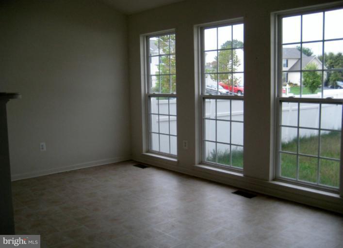 115 Lister Lane Ridgely, MD 21660 - Photo 2 of 17 Interior (General)