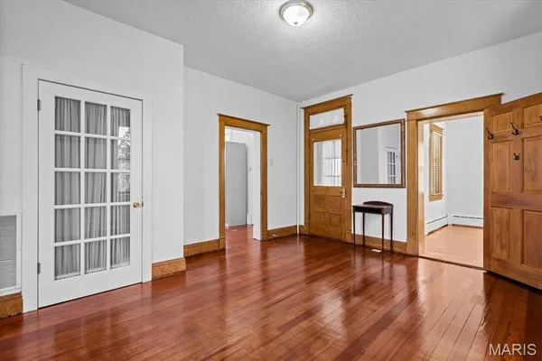 $219,900 | 235 North Moore Street, Waterloo, IL 62298