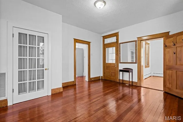 $219,900 | 235 North Moore Street, Waterloo, IL 62298