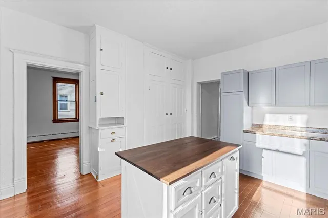 $219,900 | 235 North Moore Street, Waterloo, IL 62298