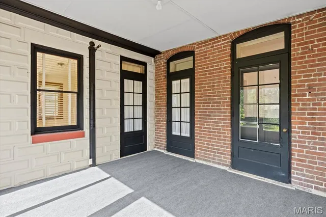 $219,900 | 235 North Moore Street, Waterloo, IL 62298