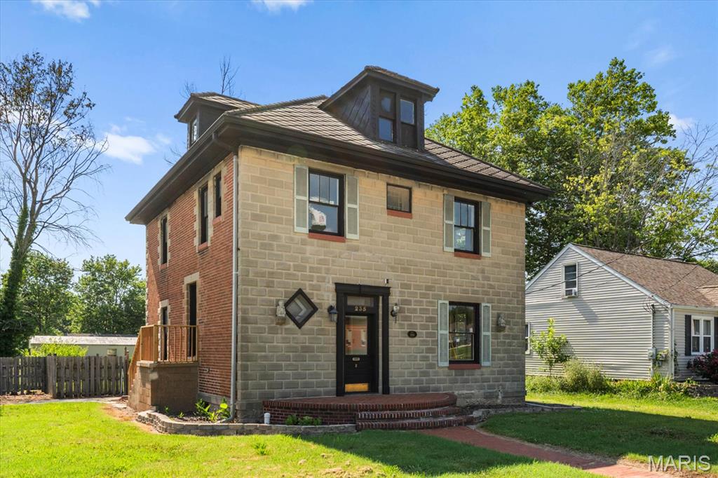 235 North Moore Street Waterloo, IL 62298 - Photo 3 of 38