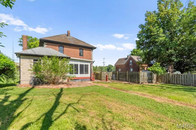 $219,900 | 235 North Moore Street, Waterloo, IL 62298