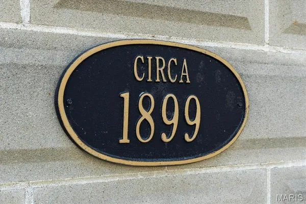 $219,900 | 235 North Moore Street, Waterloo, IL 62298
