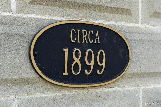 $219,900 | 235 North Moore Street, Waterloo, IL 62298