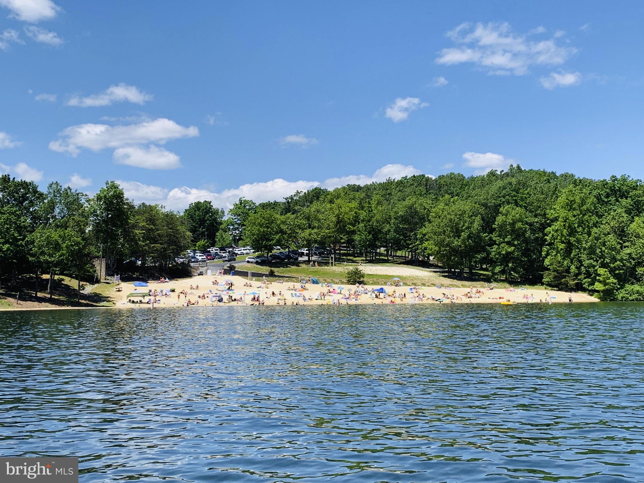 233 Sunset Circle Cross Junction, VA 22625 - Photo 44 of 46 Beach for Residents