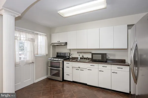 $2,250 | 427 Westham Way, Baltimore, MD 21224