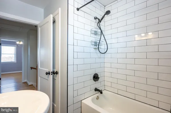 $2,250 | 427 Westham Way, Baltimore, MD 21224