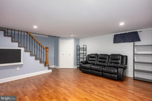 $2,250 | 427 Westham Way, Baltimore, MD 21224