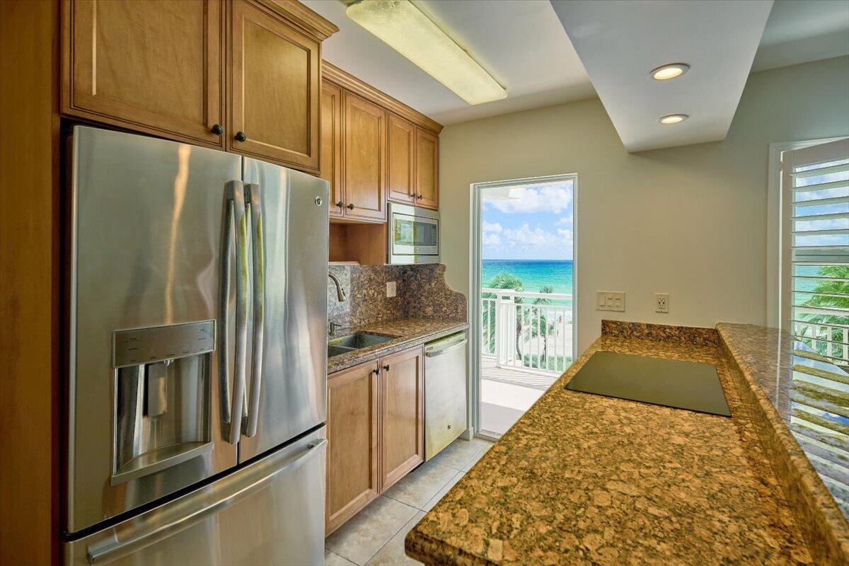 34-Kitchen