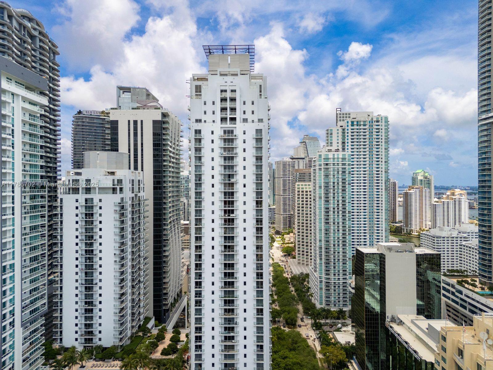 1060 Brickell Avenue, Unit 3003 Miami, FL 33131 - Photo 27 of 39 a view of a city with tall buildings