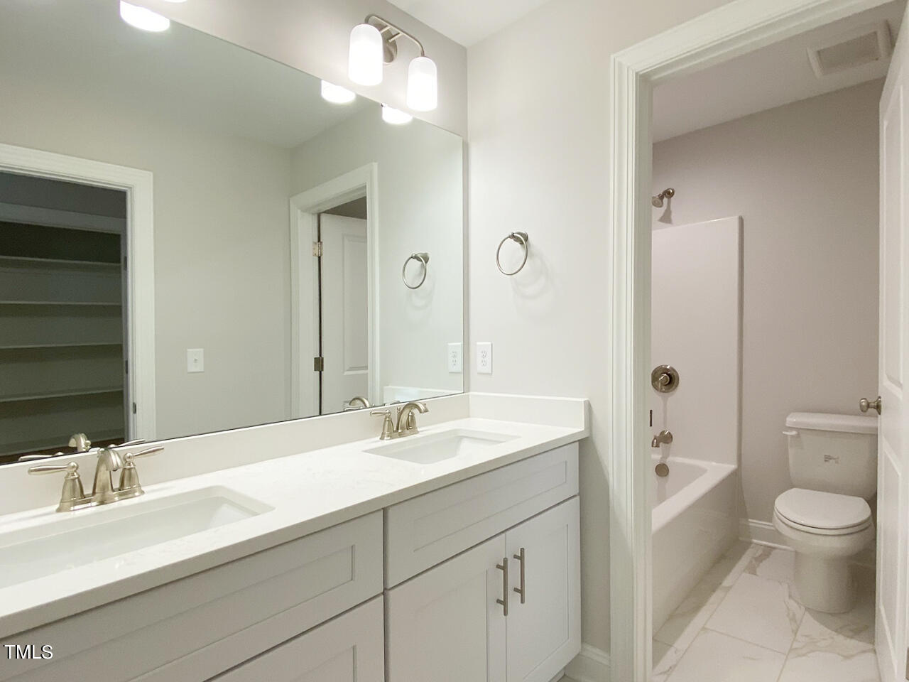4649 Apple Rdg Lane Graham, NC 27253 - Photo 31 of 41 hc17 - hall bath